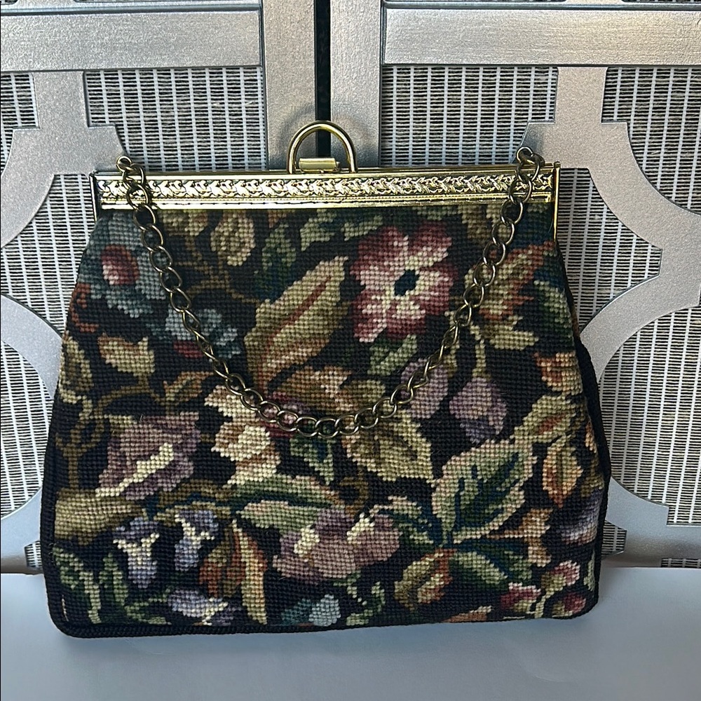 Vintage Gold and Black Shoulder Bag with Ornate Frame